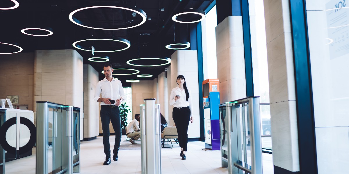 O poder da tecnologia de edifícios inteligentes: Moldar o futuro dos espaços de trabalho